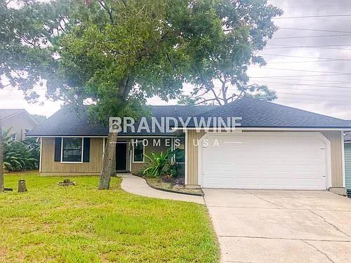 3363 Hampstead Dr Photo 1