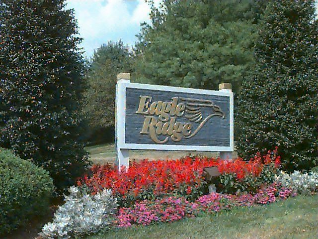 1st image of 73 Fair Oaks Ct