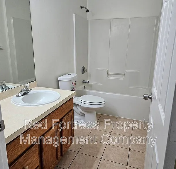 5317 27th St SW — Photo 7