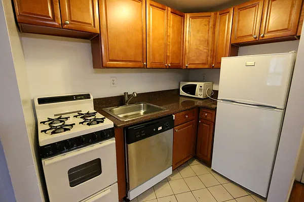 Rented by JM Preston Properties LLC | media 7