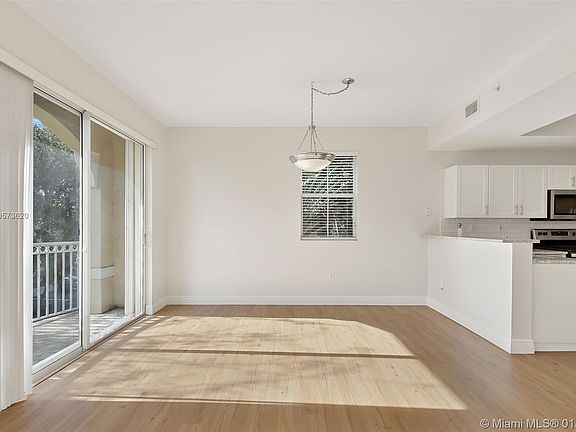 3rd image of 8866 W Flagler St APT 205