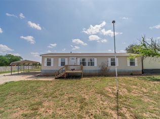 198 Betsy Dr, Bandera, TX 78003