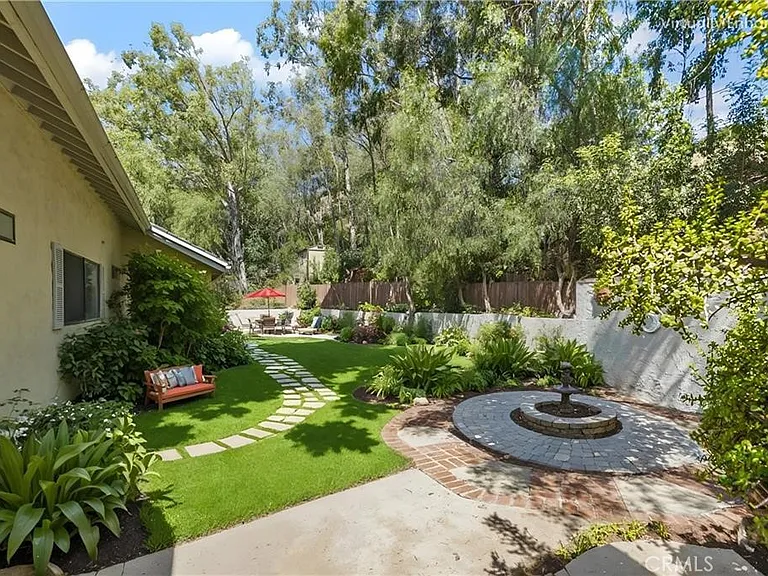22755 Dale Ct — Photo 25