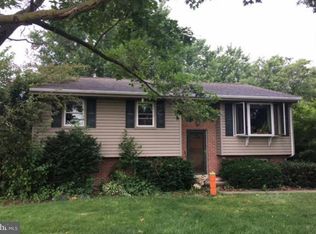 629 N Farmersville Rd, Ephrata, PA 17522