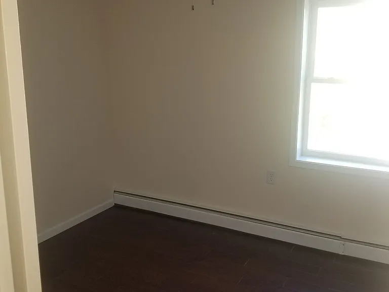 2414 Norwood Ave #3 — Photo 3