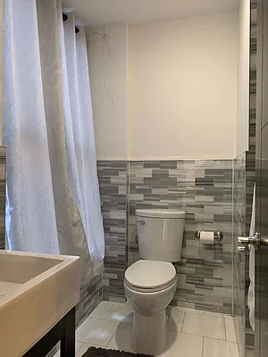 Rented by Compass | media 27