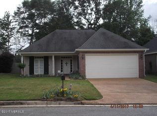 460 Pinehurst Dr, Meridian, MS 39305