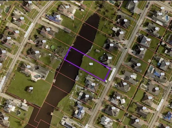 140 Ravensaide Dr, Houma, LA 70360