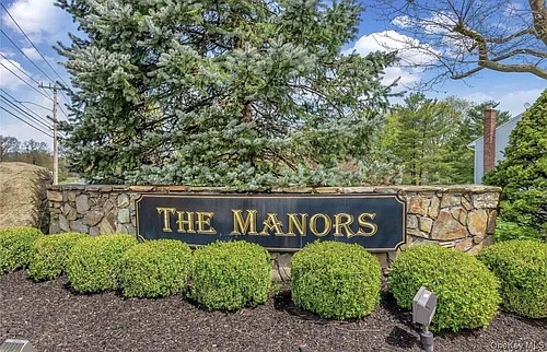5 Manors Dr Photo 1