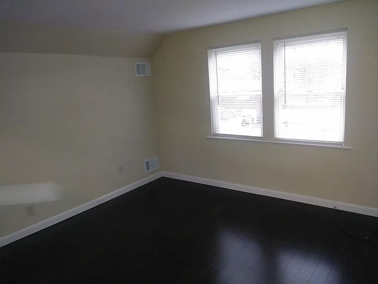 11'X12' upstairs bedroom #3
