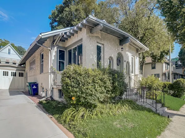532 Carpenter Ave, Oak Park, IL 60304