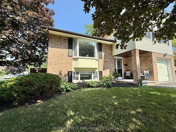 3rd image of 66 Nicholson Cres