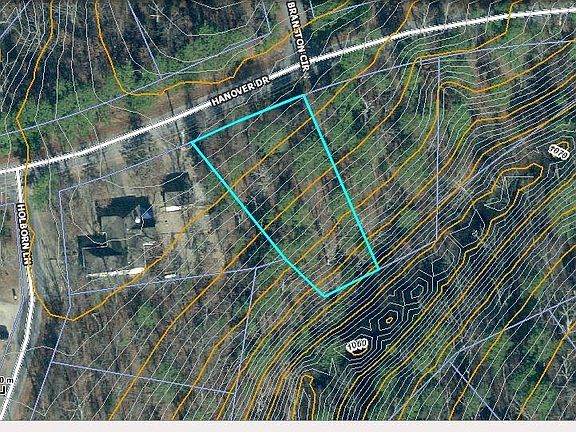 5th image of 9 Lois Ln
