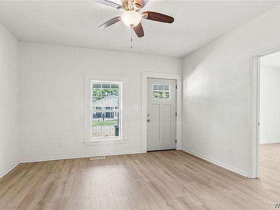 5th image of 2219 22nd St