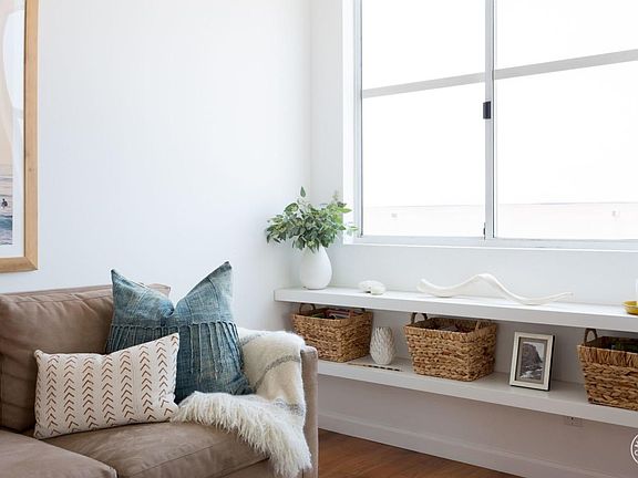 Living Room 4
