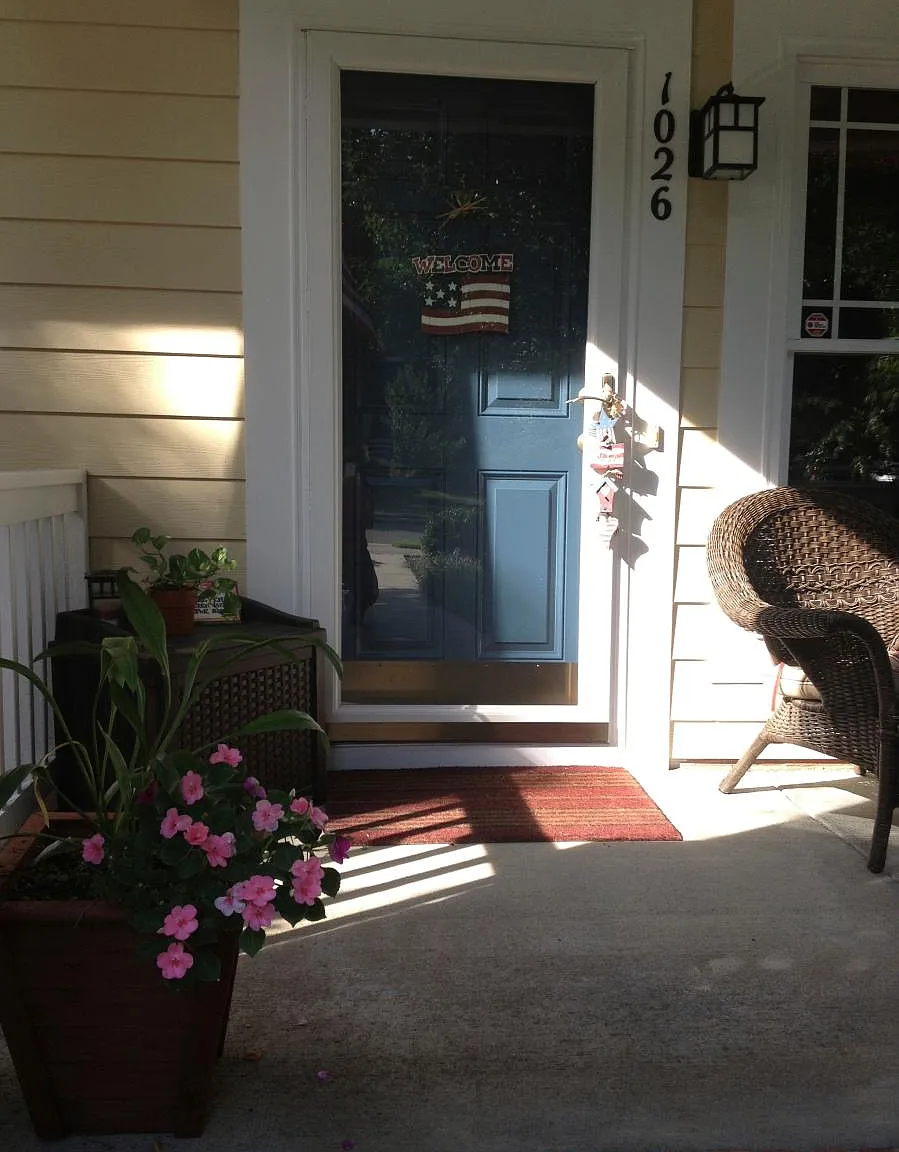 2 bed, 2.5 bath, 1335 sqft, $1,750 — Photo 3