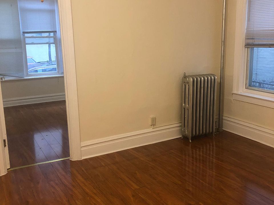 2nd image of 1281 Commonwealth Ave APT 1