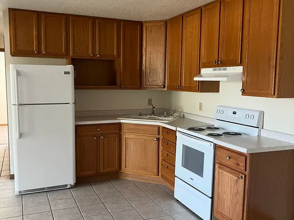 150 Sumner Street, 150 Sumner St APT 11, La Crosse, WI 54603
