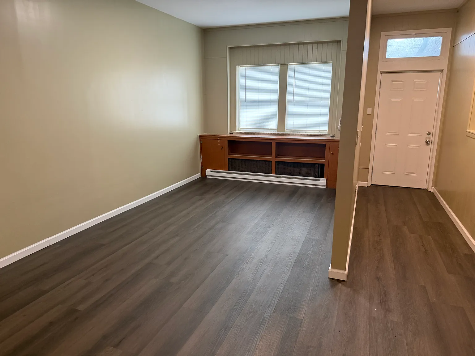 2 bed, $1,350 — Photo 2