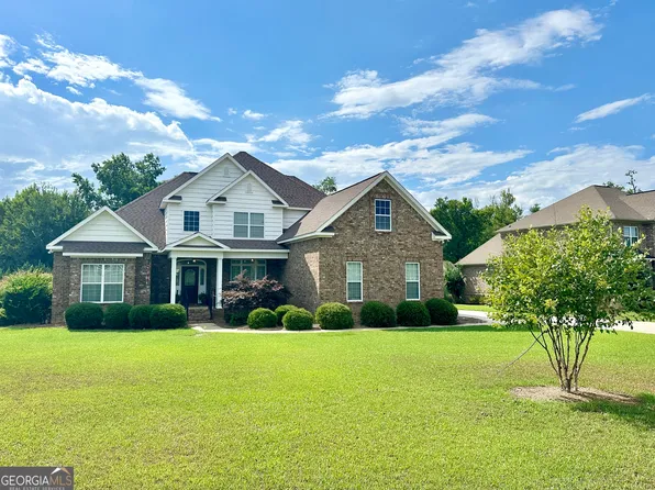 1029 Chattahoochee Dr, Bonaire, GA 31005