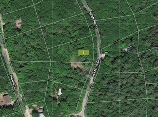 16 Saint Moritz Dr, Madison, NH 03849