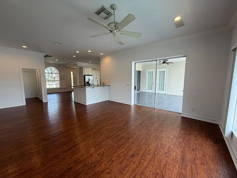 3425 Anton Ct — Photo 17