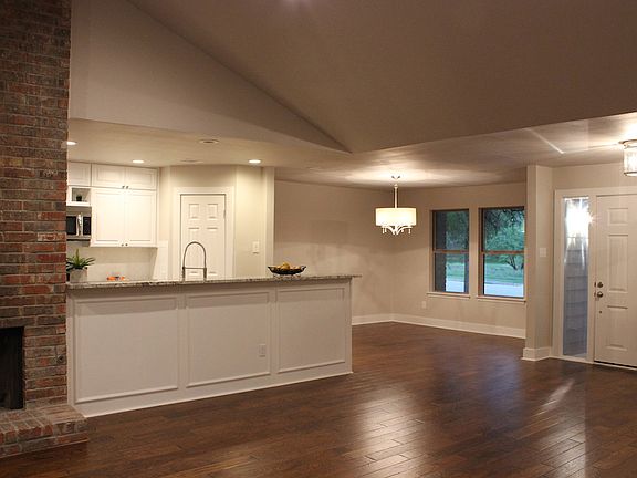 3rd image of 13200 Council Bluff Dr