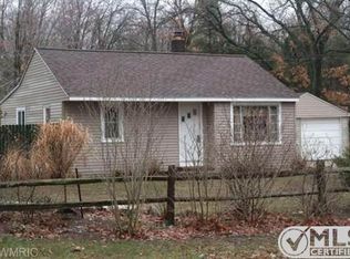 2034 S Dangl Rd, Muskegon, MI 49442