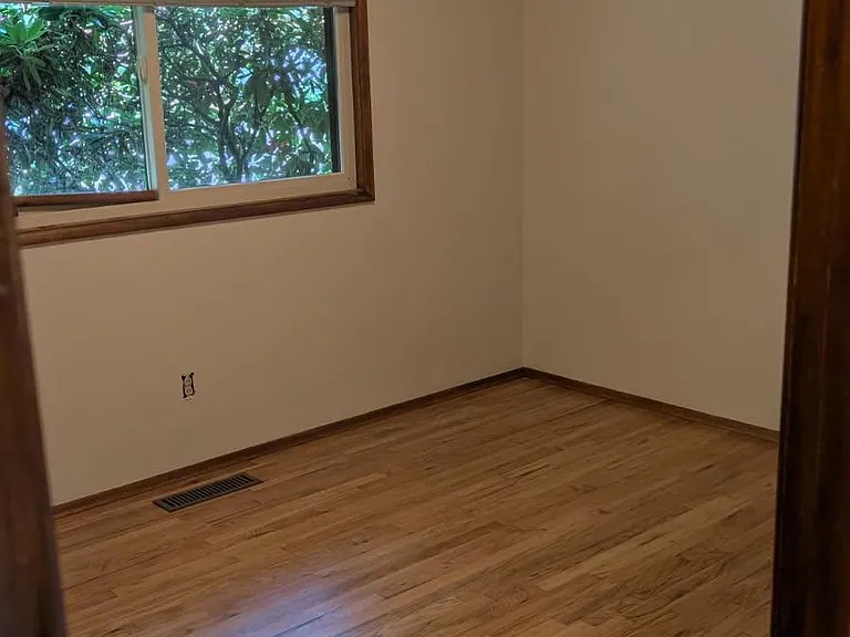 8636 N Fowler Ct — Photo 8