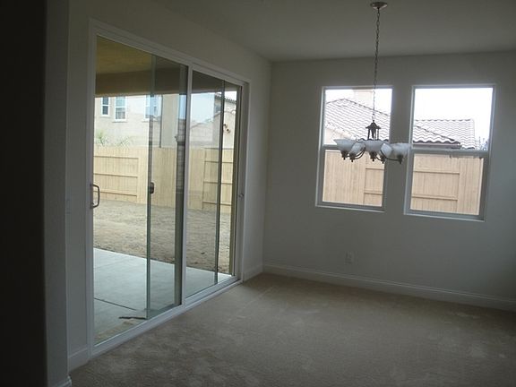 5th image of 703 W Dante Dr