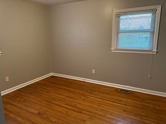 5th image of 2391 Allen Dr