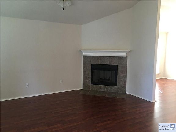 3rd image of 1145 Mira Loma Ln