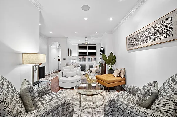 Rented by Compass | media 1