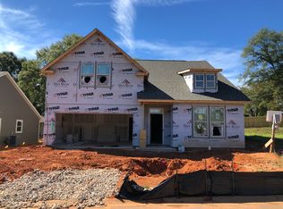 8 Ravencrest Ct, Simpsonville, SC 29680