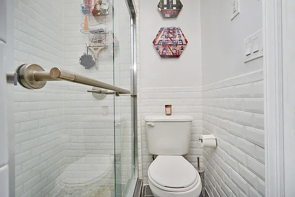 Rented by Compass | media 30