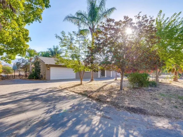 13090 Center Ave, San Martin, CA 95046