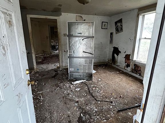 2nd image of 1317 Lowell St