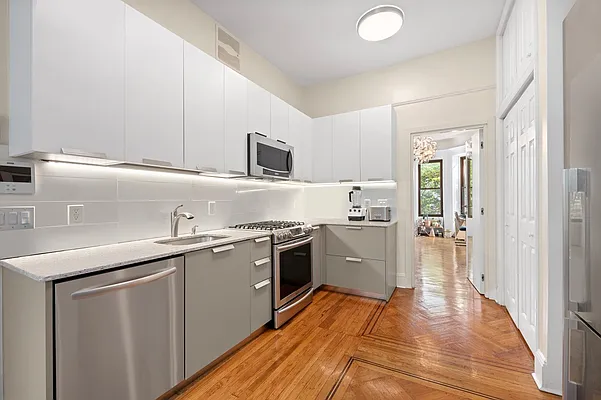 Rented by Corcoran | media 4