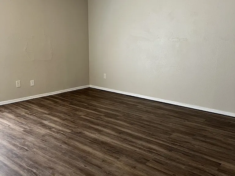 12602 Abbotts Way — Photo 17