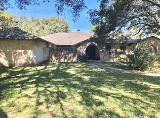 1658 Fm 1300 Rd, El Campo, TX 77437