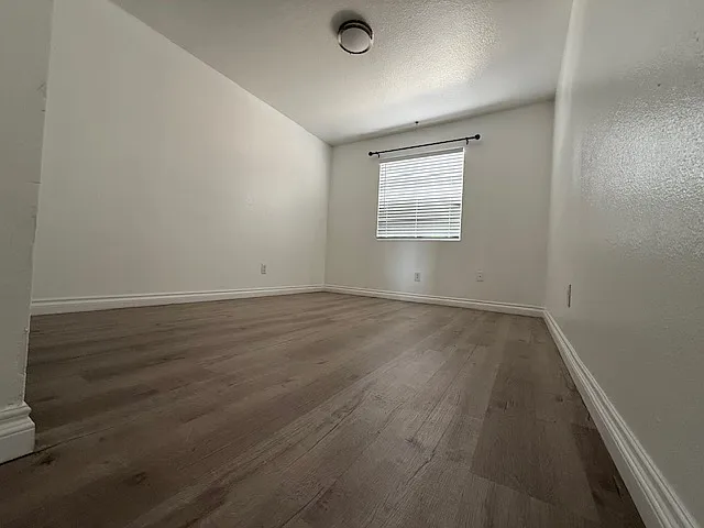 1929 Echo Park Ave #102 — Photo 14