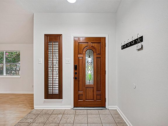 3rd image of 16419 Barcelona Dr