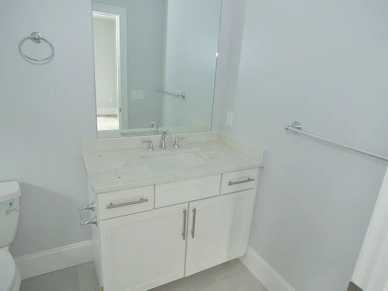 100 Brooks St — Photo 3