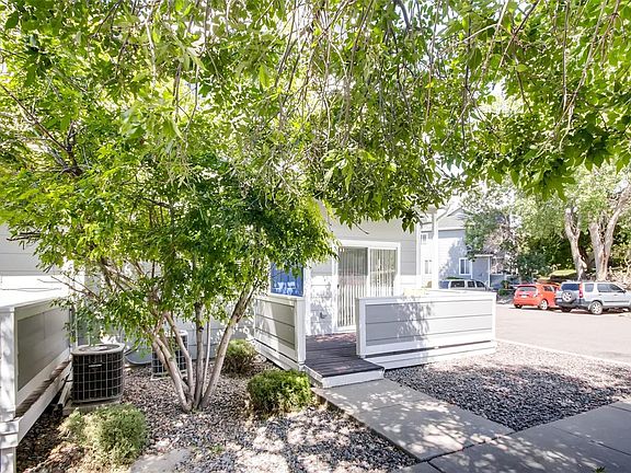 3rd image of 1059 S Walden Way APT 157