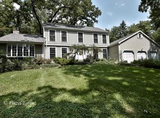 7108 Red Barn Rd, Crystal Lake, IL 60012