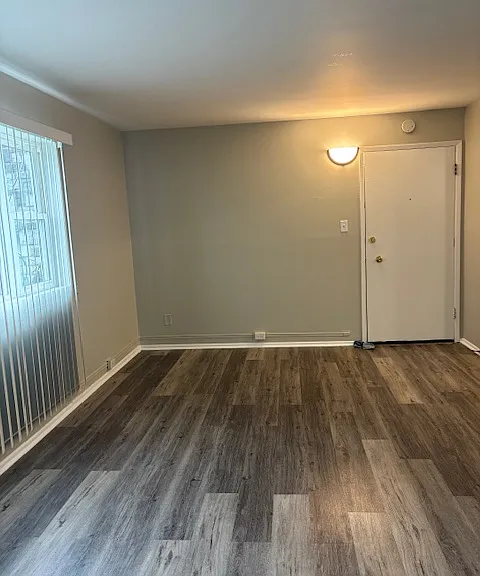 1103 Evans Ave #2B — Photo 6