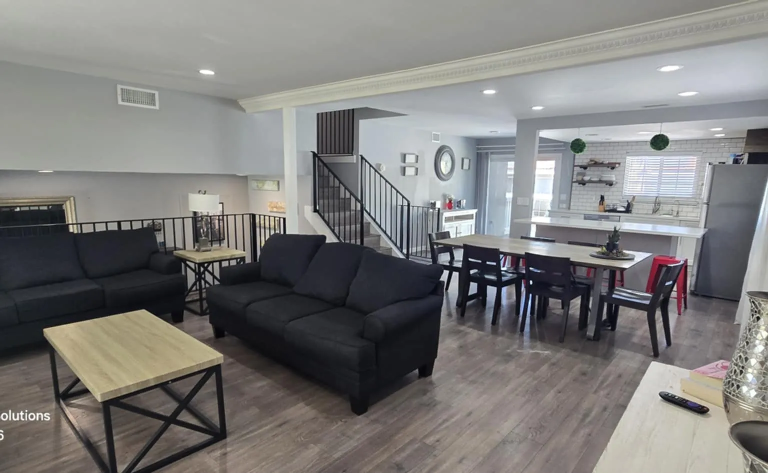 Bixler Cir, Garden Grove — Photo 3