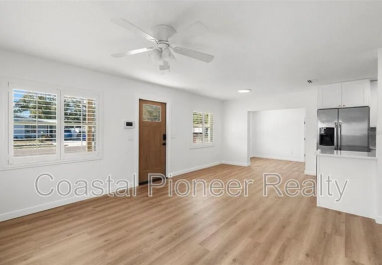 6710 S Cortez Ave — Photo 4