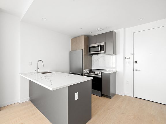 5th image of 1499 Bedford Ave #5M