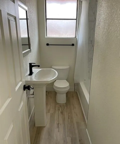 3065 Forest St — Photo 3